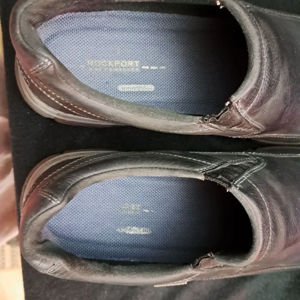 Rockport Shoes Mens Size 11 Black Leather Slip On Hydro-Shield